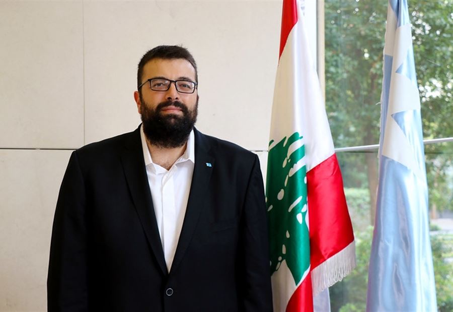 أحمد الحريري: جماعة "عنزة ولو طارت" يحاولون استهداف اللواء عثمان