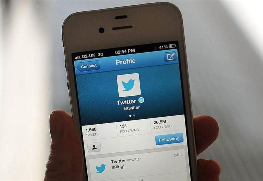 "خدعة 2007" تجتاح تويتر.. والشركة تعلق بنصيحة