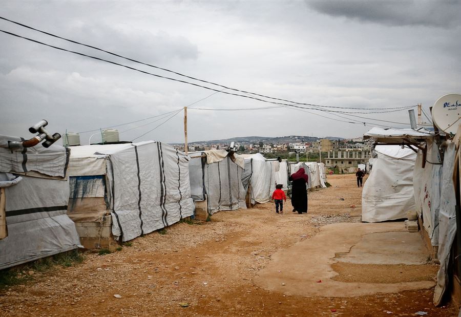 إشاعات وأخبار مغلوطة تتعلّق بـ"النازحين السوريين"  إشاعات وأخبار مغلوطة تتعلّق بـ"النازحين السوريين"