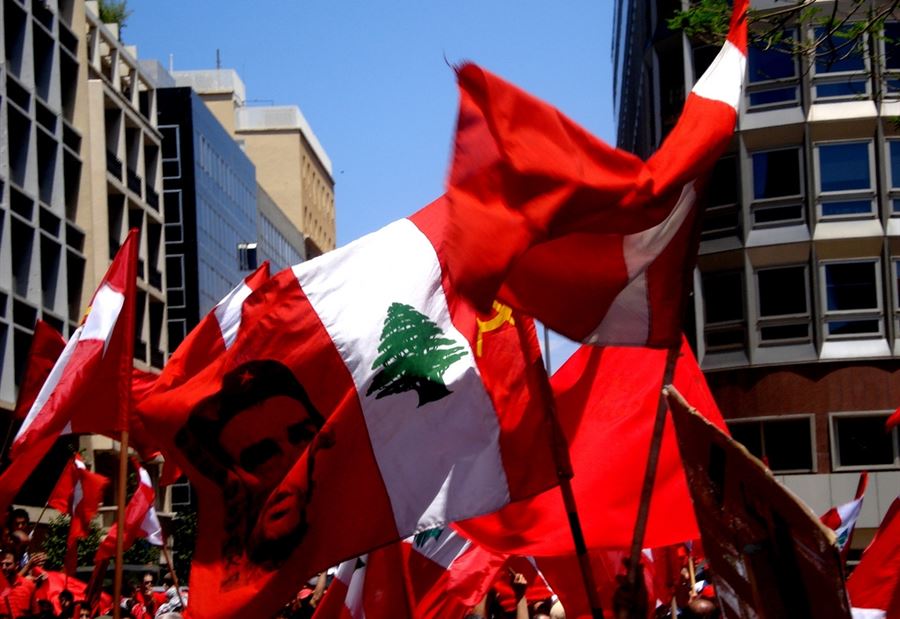 مراجعة نقدية