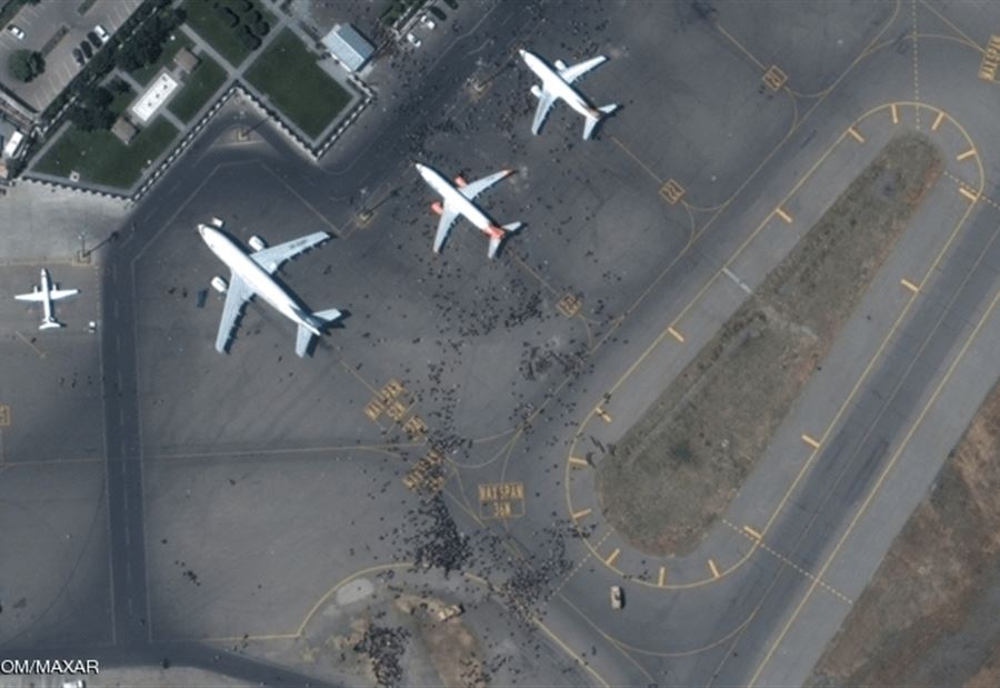 الأميركيون "دمروا كل شيء"... الكشف عن ما تبقى في مطار كابول