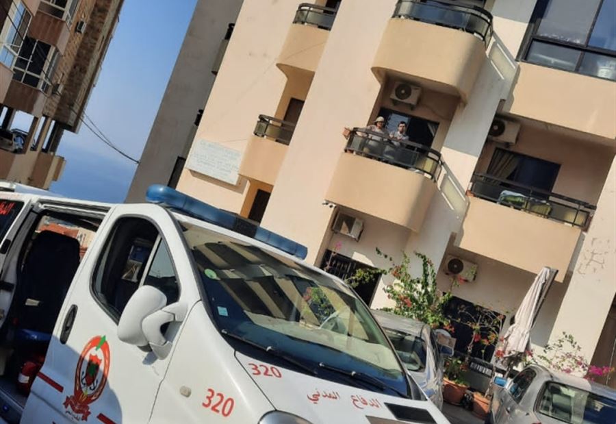 سَقطَ عن سطح مبنى في  مستيتا - بلاط