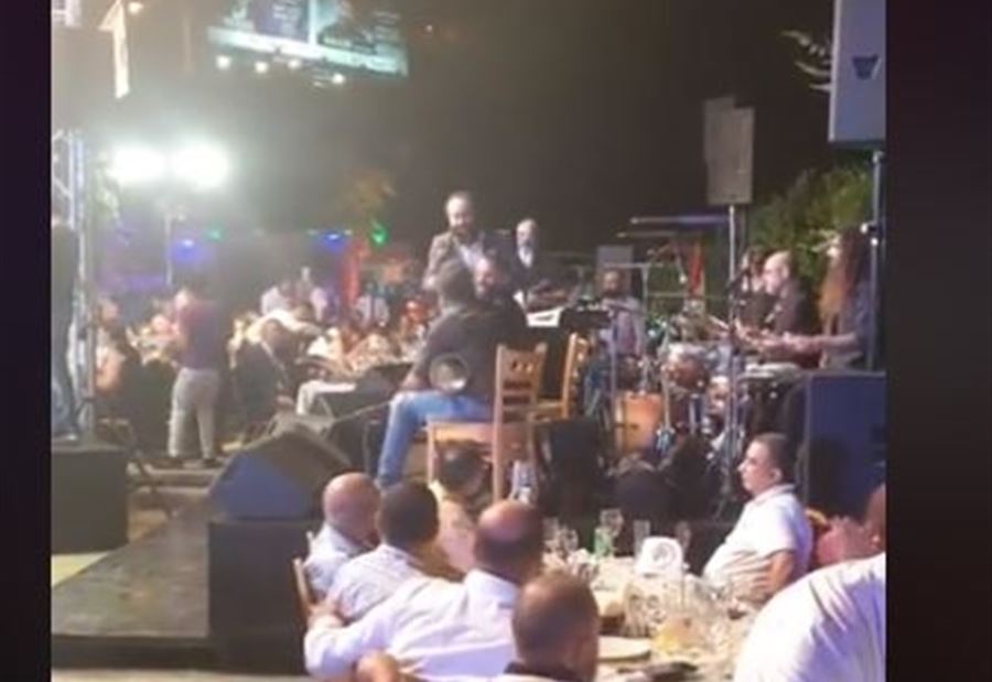 بالفيديو: "تريز" بحضور عون في زحلة