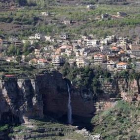 اصابة مواطن بصاعق متفجر في جزين