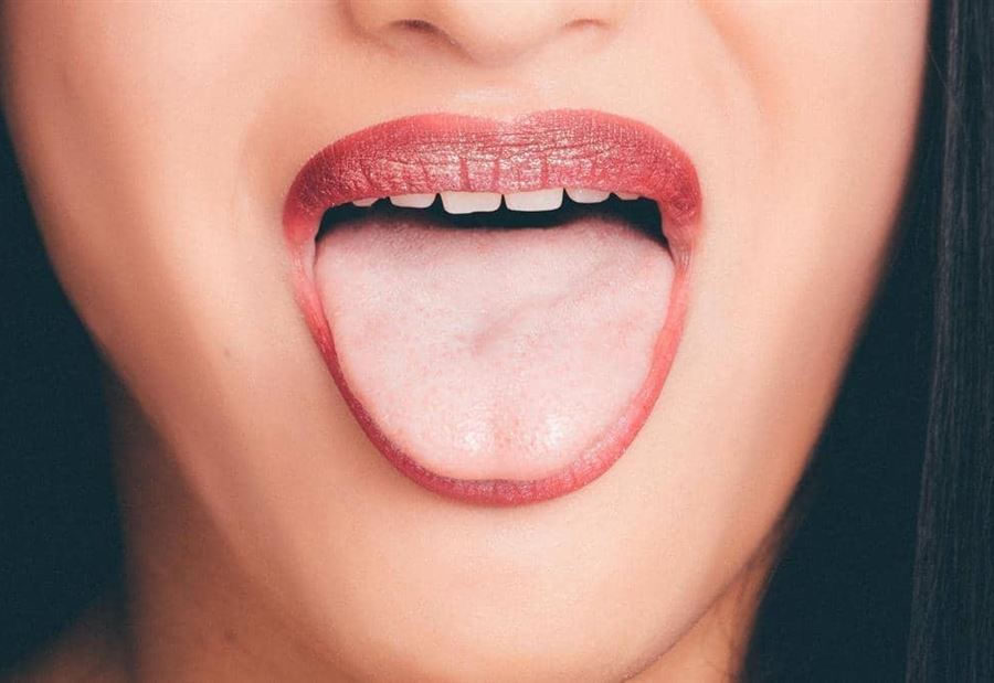 تقنية تمكنك من تغيير شكل وجهك مجانا بواسطة لسانك تقنية تمكنك من تغيير شكل وجهك مجانا بواسطة لسانك