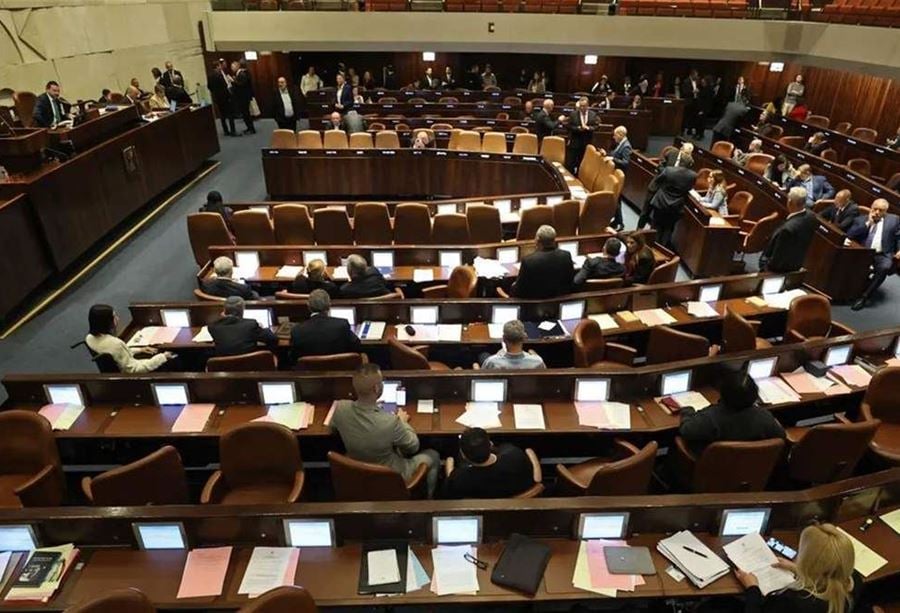 "خلاف حاد"... "أزمة الحيوانات المنوية" تثير الجدل داخل الكنيست