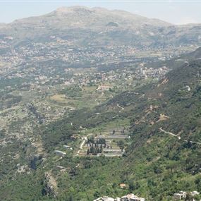 رئيس بلدية بحمدون يرتكب 