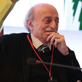 جنبلاط: علينا ان لا نفقد الامل