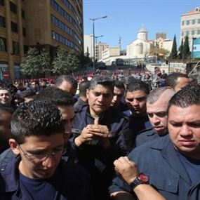 متطوعو الدفاع المدني سيخضعون لمباراة "الخدمة المدنية"  متطوعو الدفاع المدني سيخضعون لمباراة "الخدمة المدنية"