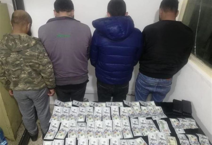 في رأس المتن أفراد عصابة تروِّج عملة مزيفة!