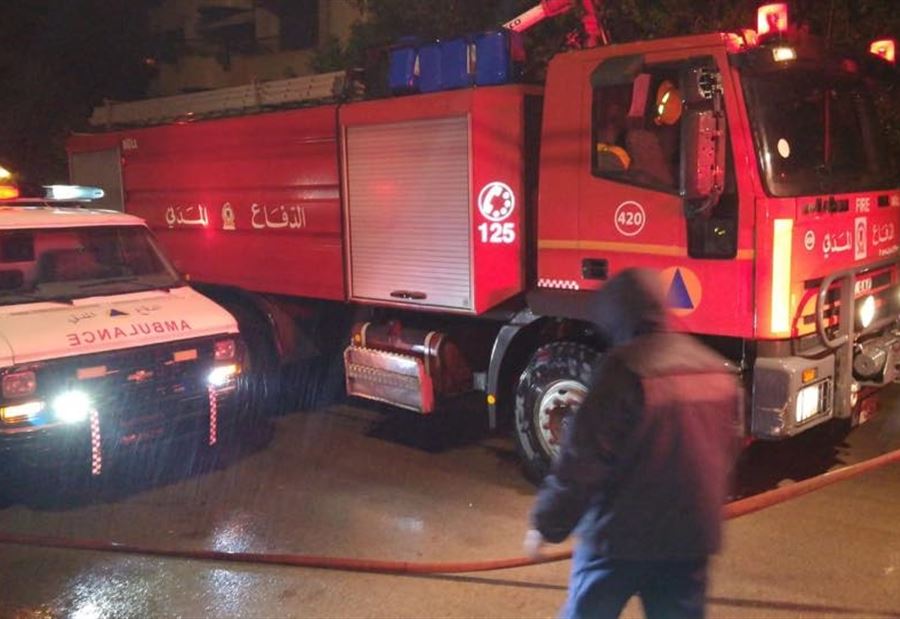 بالصورة: حريق داخل غرفة مستودع في كفرحباب - غزير