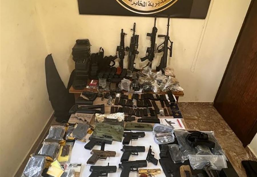 بمنزله في الجنوب كمية كبيرة من البنادق والأسلحة الحربية!