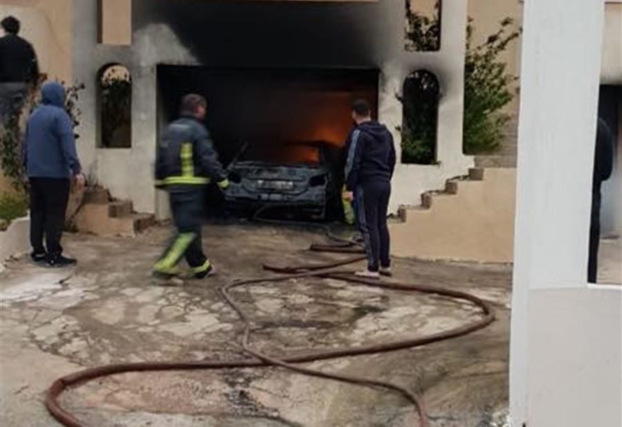 بالصورة: احتراق سيارة في عيتا الشعب