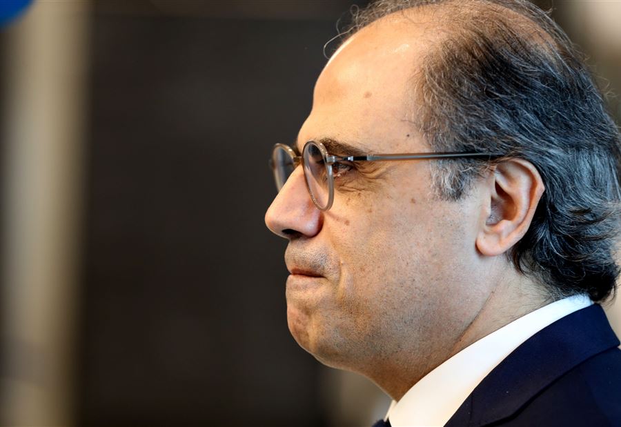أزعور "مُقيّد" من صندوق النقد
