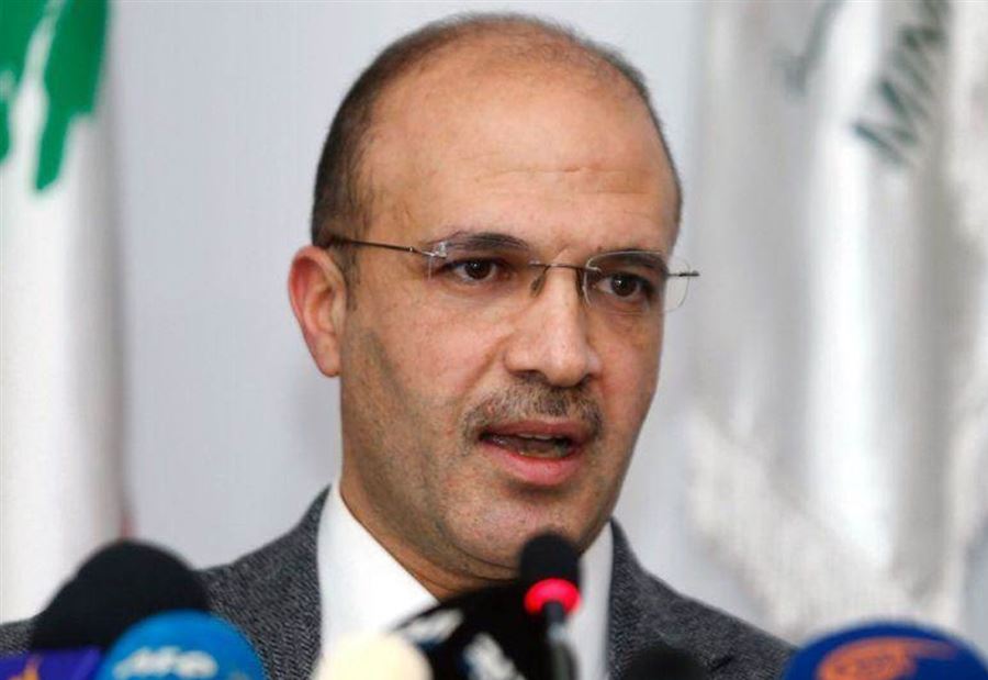 هل سيطلب وزير الصحة فتح البلد؟  