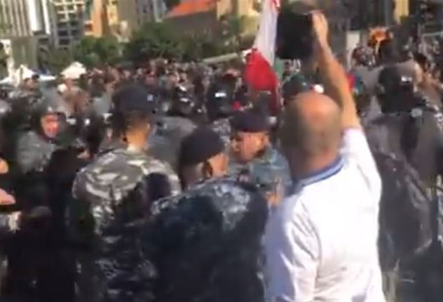 بالفيديو: اعادة فتح تقاطع برج الغزال الأشرفية 