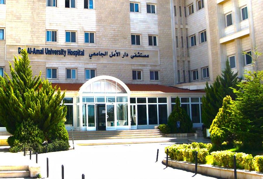 تعرّض "سبعيني" وزوجته للضرب في شليفا