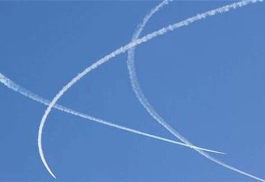 الطيران الاسرائيلي يخرق الاجواء جنوباً الطيران الاسرائيلي يخرق الاجواء جنوباً
