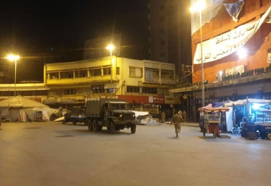 بالفيديو: إعادة فتح ساحة "النور"