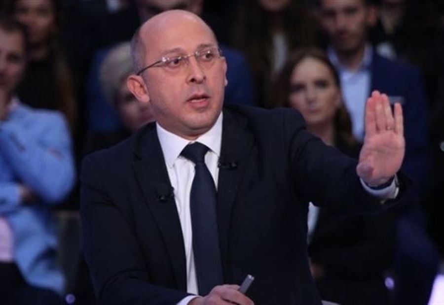 آلان عون لـ "بعض المستشفيات": "الرجوع عن الخطأ فضيلة" آلان عون لـ "بعض المستشفيات": "الرجوع عن الخطأ فضيلة"