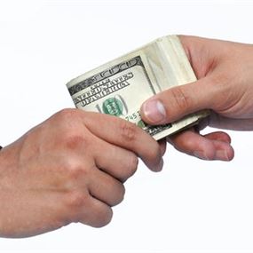 3200 دولار بجرم الرشوة في زحلة