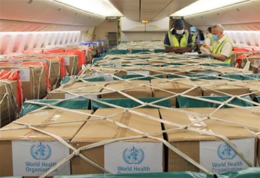 المساعدات تباع في المحلات! المساعدات تباع في المحلات!