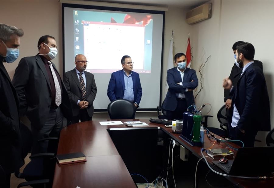 وزير الصناعة تابع مراحل تصنيع الجهاز التنفسي في لبنان وزير الصناعة تابع مراحل تصنيع الجهاز التنفسي في لبنان