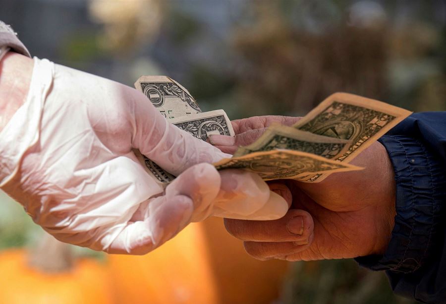 سعرُ صرف الدولار اليوم الخميس