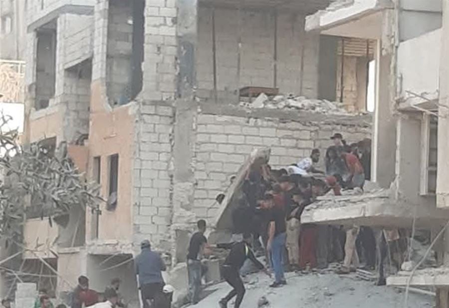 انفجار قوي يهزّ اللاذقية ووجود عالقين تحت الأنقاض (صور وفيديو)