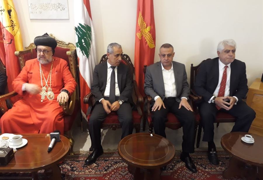 خواجة زار كورية مهنئا بالعيد