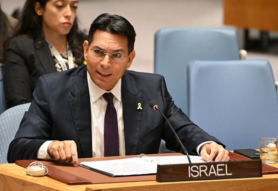 "لن نقف مكتوفي الأيدي"... سفير إسرائيل بالأمم المتحدة: لا نريد حربًا شاملة مع إيران "لن نقف مكتوفي الأيدي"... سفير إسرائيل بالأمم المتحدة: لا نريد حربًا شاملة مع إيران
