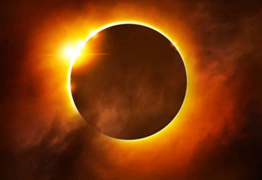 نصف الأرض الجنوبي على موعد مع كسوف كلي للشمس غدا نصف الأرض الجنوبي على موعد مع كسوف كلي للشمس غدا
