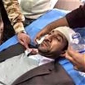 دعوة العبادي للتدخل بعد اعتداء الأمن على صحافيين