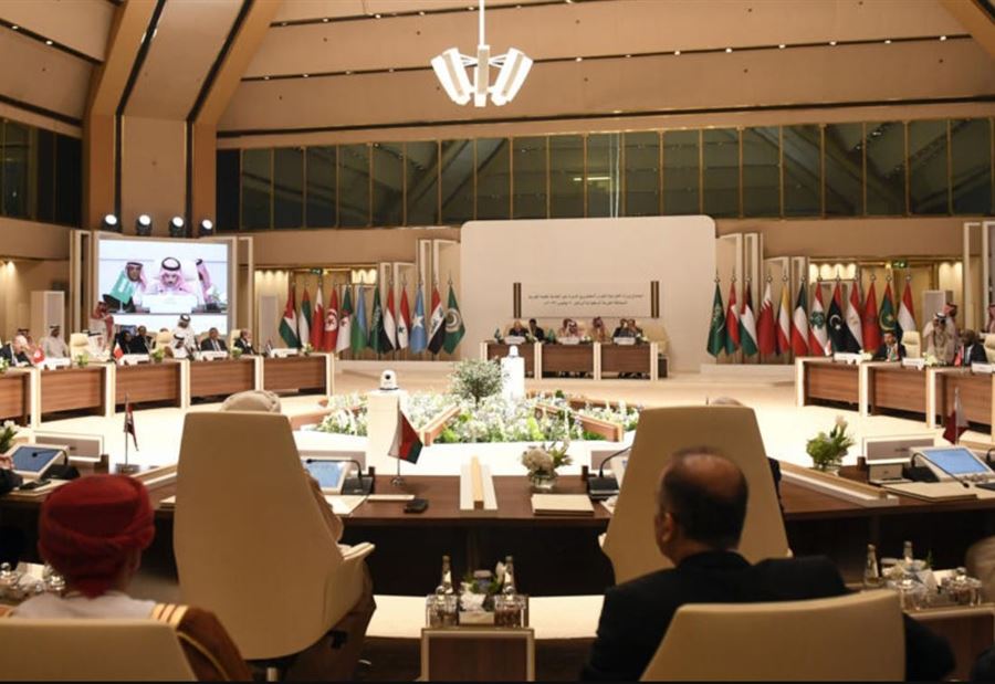 "بكاءٌ ورثاءٌ وغناء"