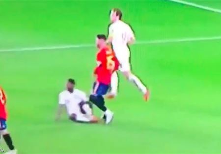 رصد "جريمة أخرى" لراموس.. والحكم آخر من يعلم رصد "جريمة أخرى" لراموس.. والحكم آخر من يعلم