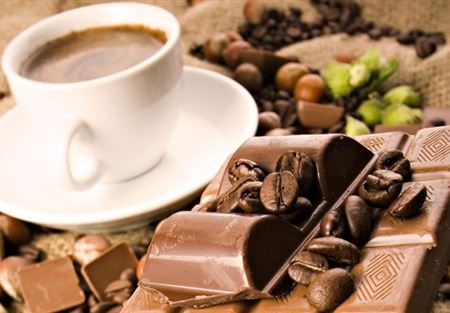 تفكيك لغز نكهة القهوة وطعم الشوكولاته تفكيك لغز نكهة القهوة وطعم الشوكولاته