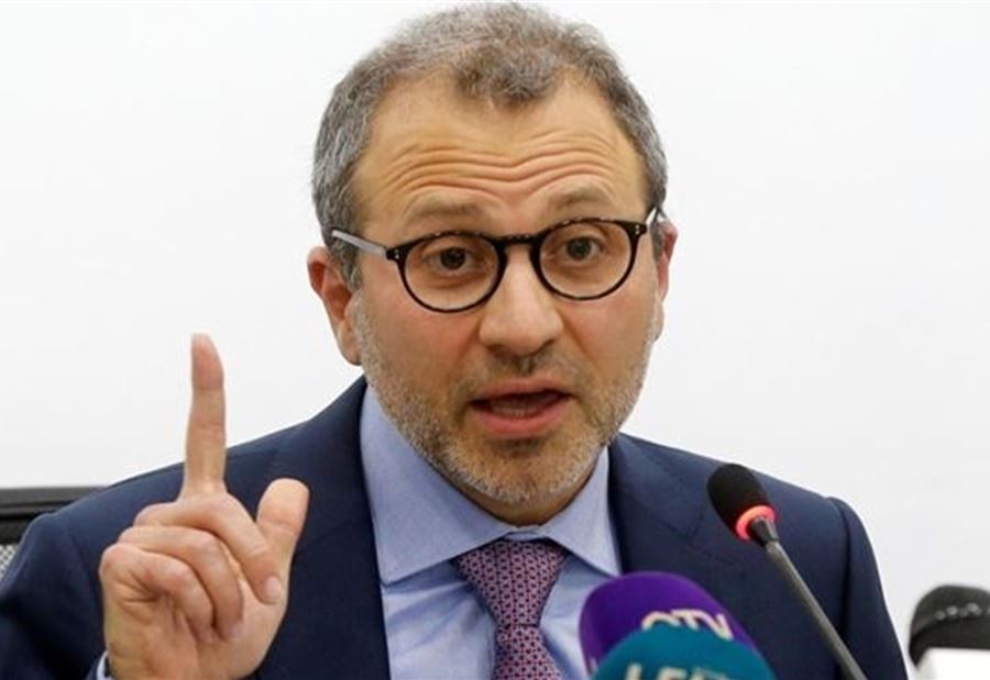 باسيل يُعلن عن "قانون" يؤخر تحصيل الضرائب والرسوم!