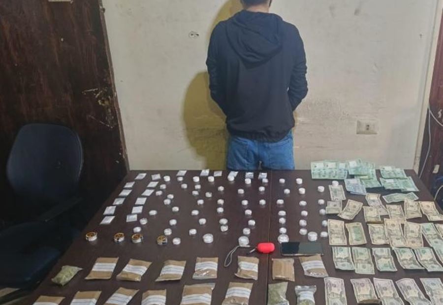 بعد رصد ومراقبة ... توقيف مروج مخدرات في الضاحية