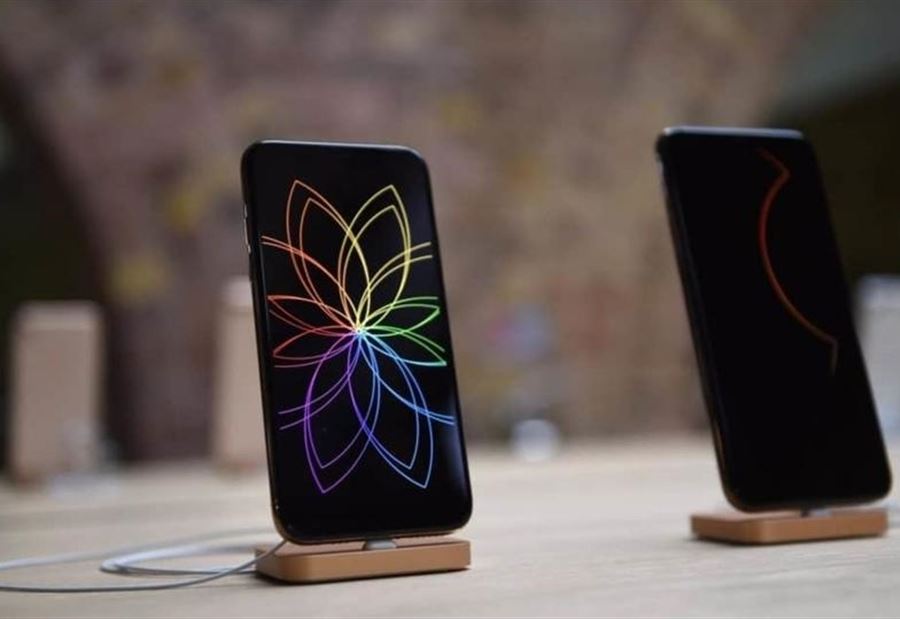  آيفون تتخلى عن شاشات LCD لصالح OLED