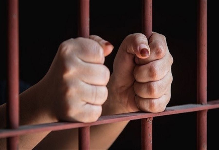 سَرقت 16 مليون ليرة من منزلٍ في طورزا