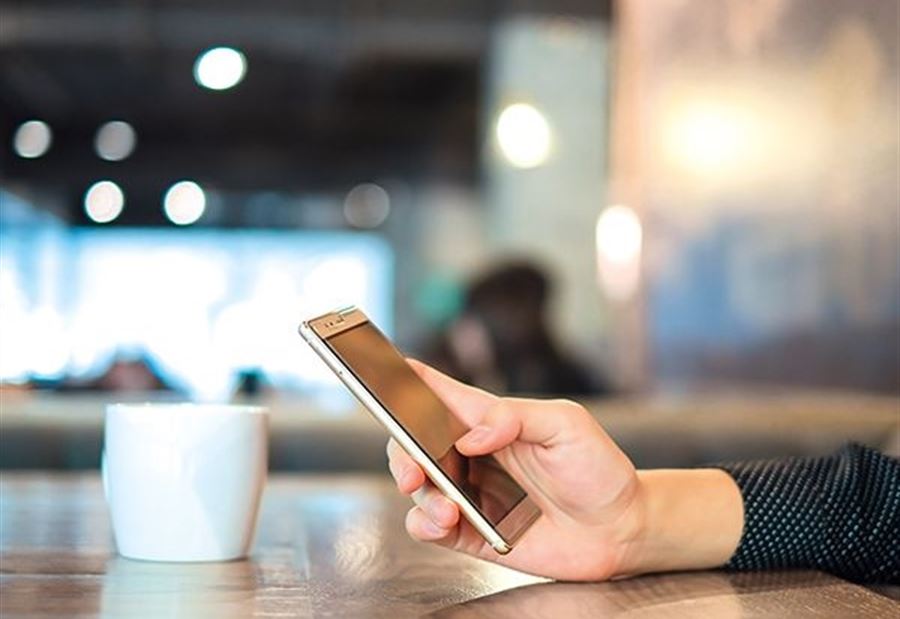 الفراغ يضرب الإتصالات... هل ترتفع تعرفة ألفا وتاتش؟