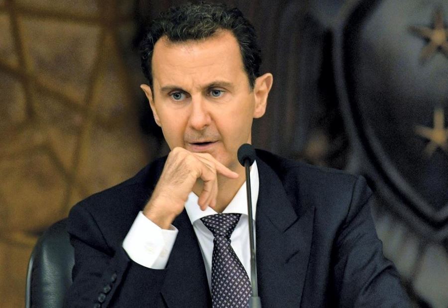 الأسد يُعفي رئيس الحكومة من منصبه 