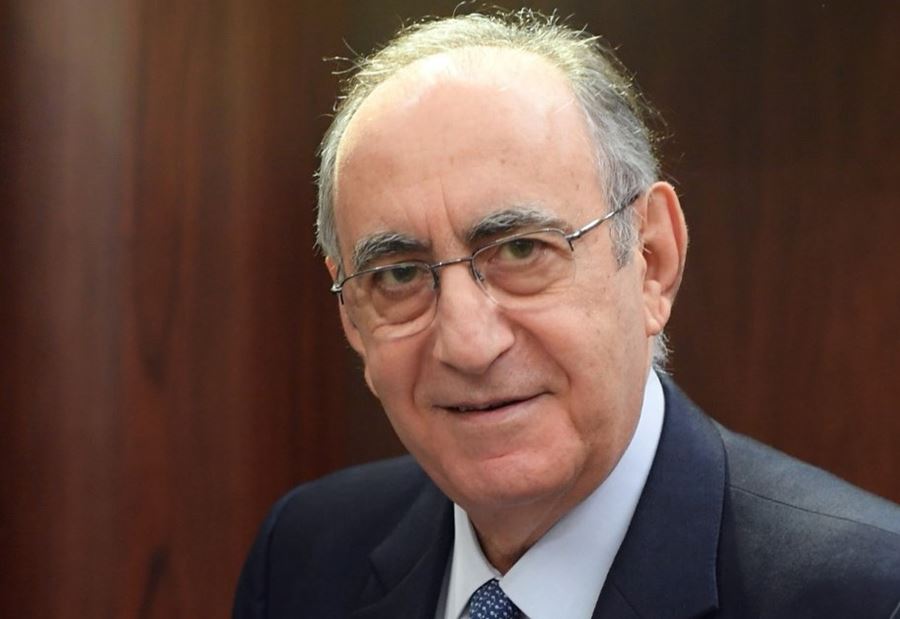 "ذاهبون إلى أيام أكثر وجعاً" "ذاهبون إلى أيام أكثر وجعاً"