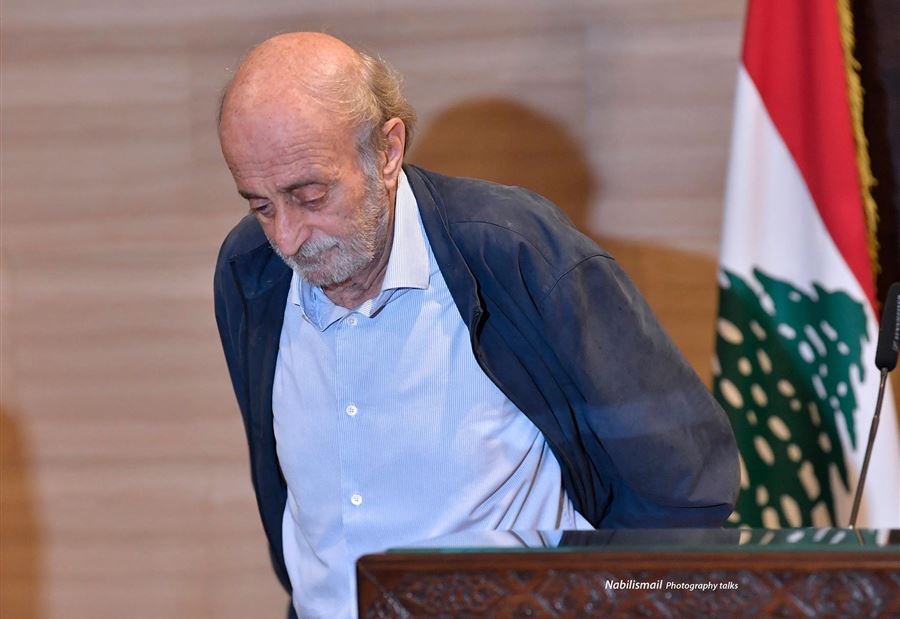 جنبلاط "خائِف" ولهذا يُصرّ على عودة الحريري