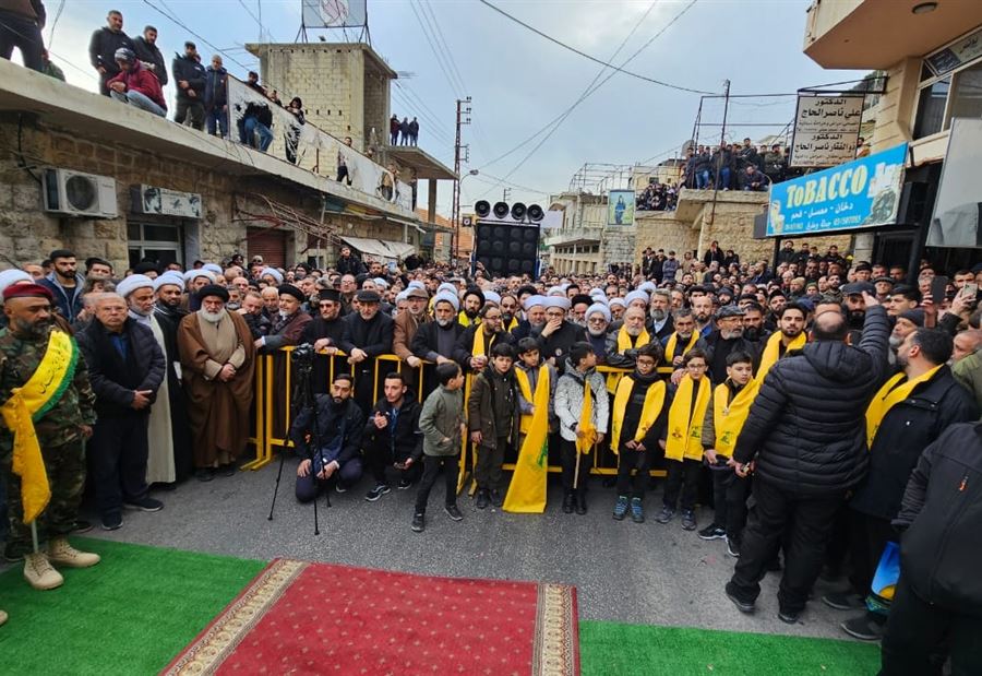 بعد إغتياله أمس لأسباب غامضة... حزب الله يشيّع قائده! 