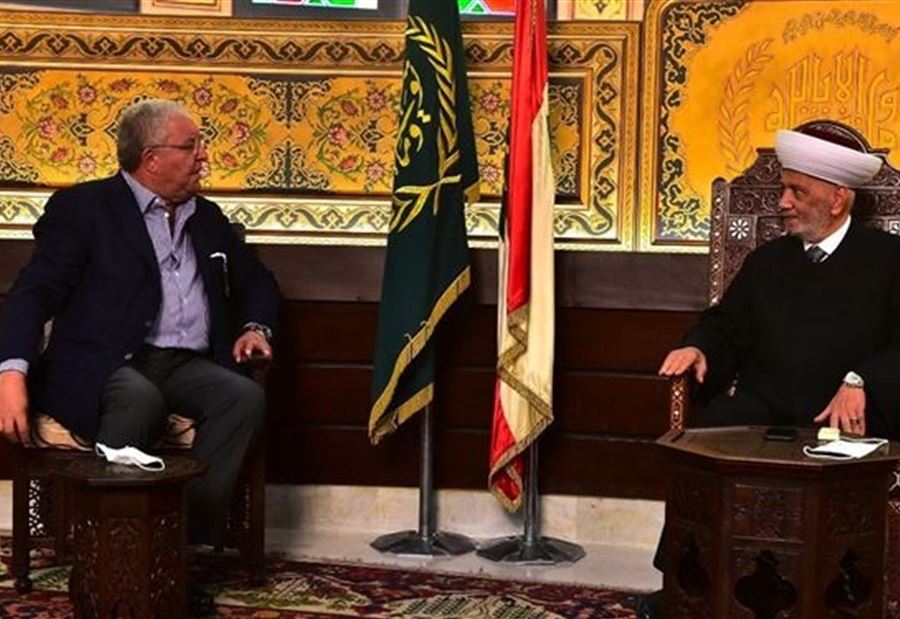 المشنوق يتقدم سنياً.. "الأمر لي.. وللدار"