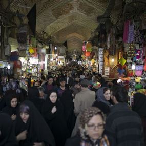 انفجار ضخم في سوق طهران الكبير