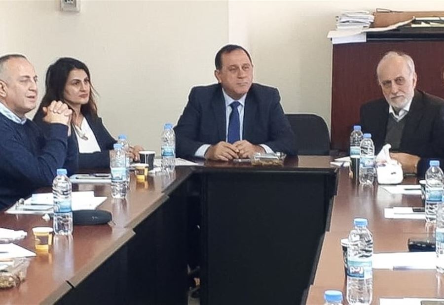 وزير الصناعة يتحدث عن وجود "مافيات" في لبنان