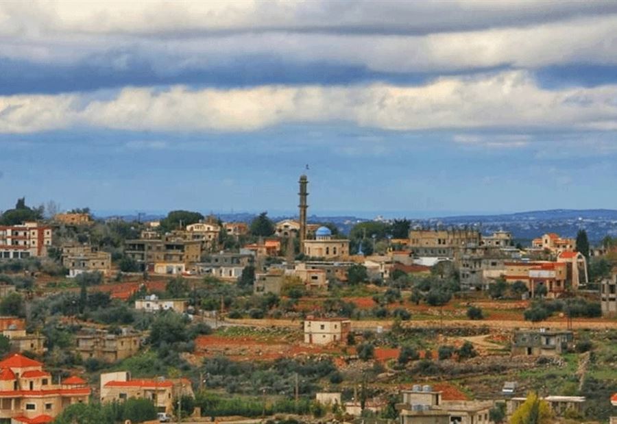 ثعلبٌ يعضّ شخصين ويثير الرعب في بلدة لبنانيّة! ثعلبٌ يعضّ شخصين ويثير الرعب في بلدة لبنانيّة!