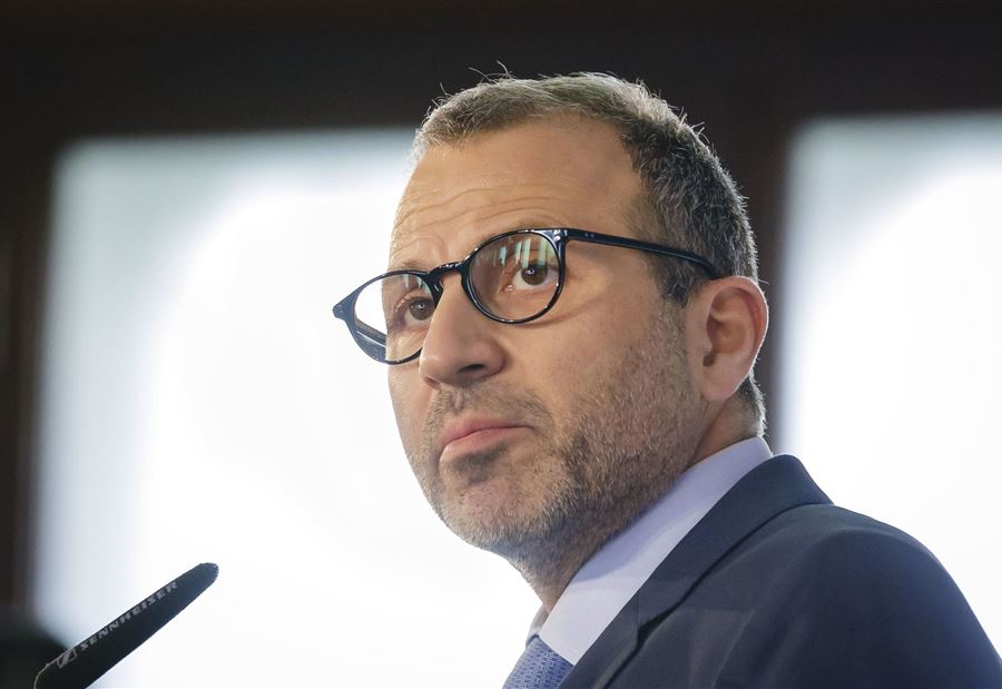 باسيل للجيش: لن يقوى عليك الطفيليون باسيل للجيش: لن يقوى عليك الطفيليون
